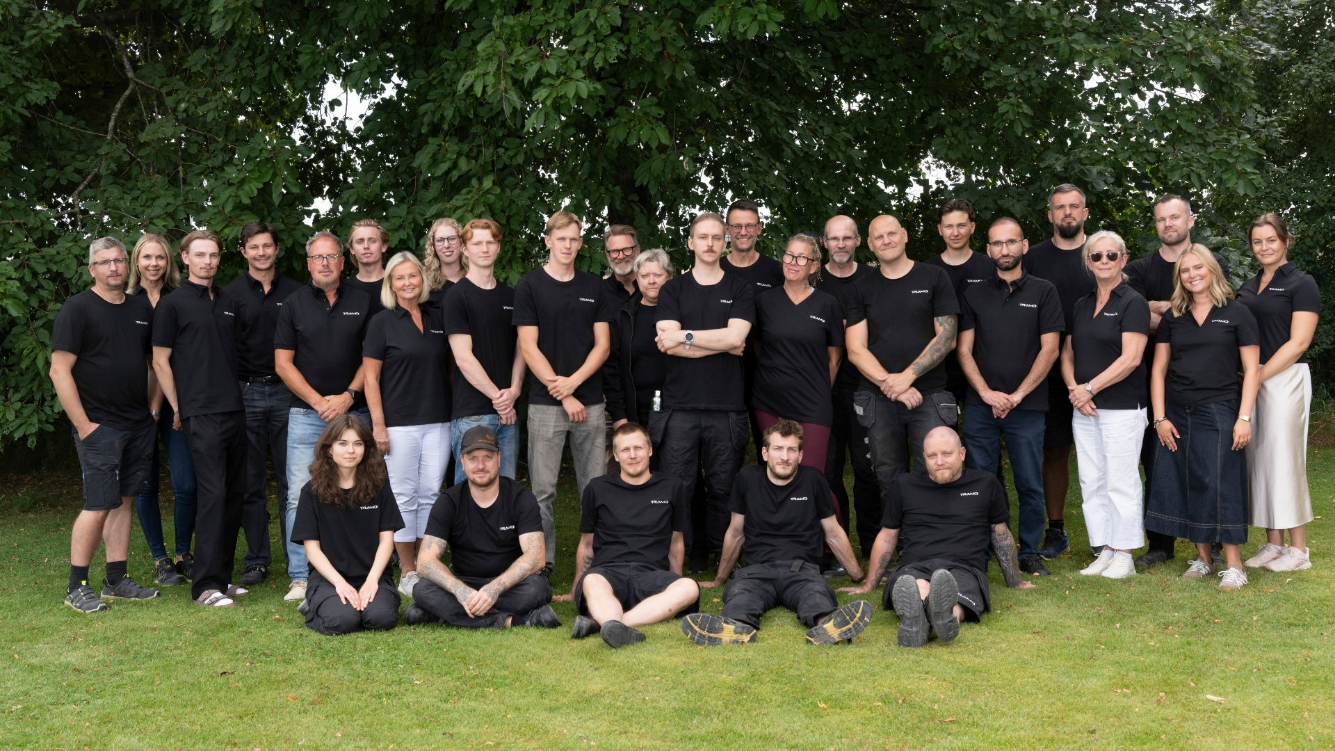 Gruppbild av Tramos personal.